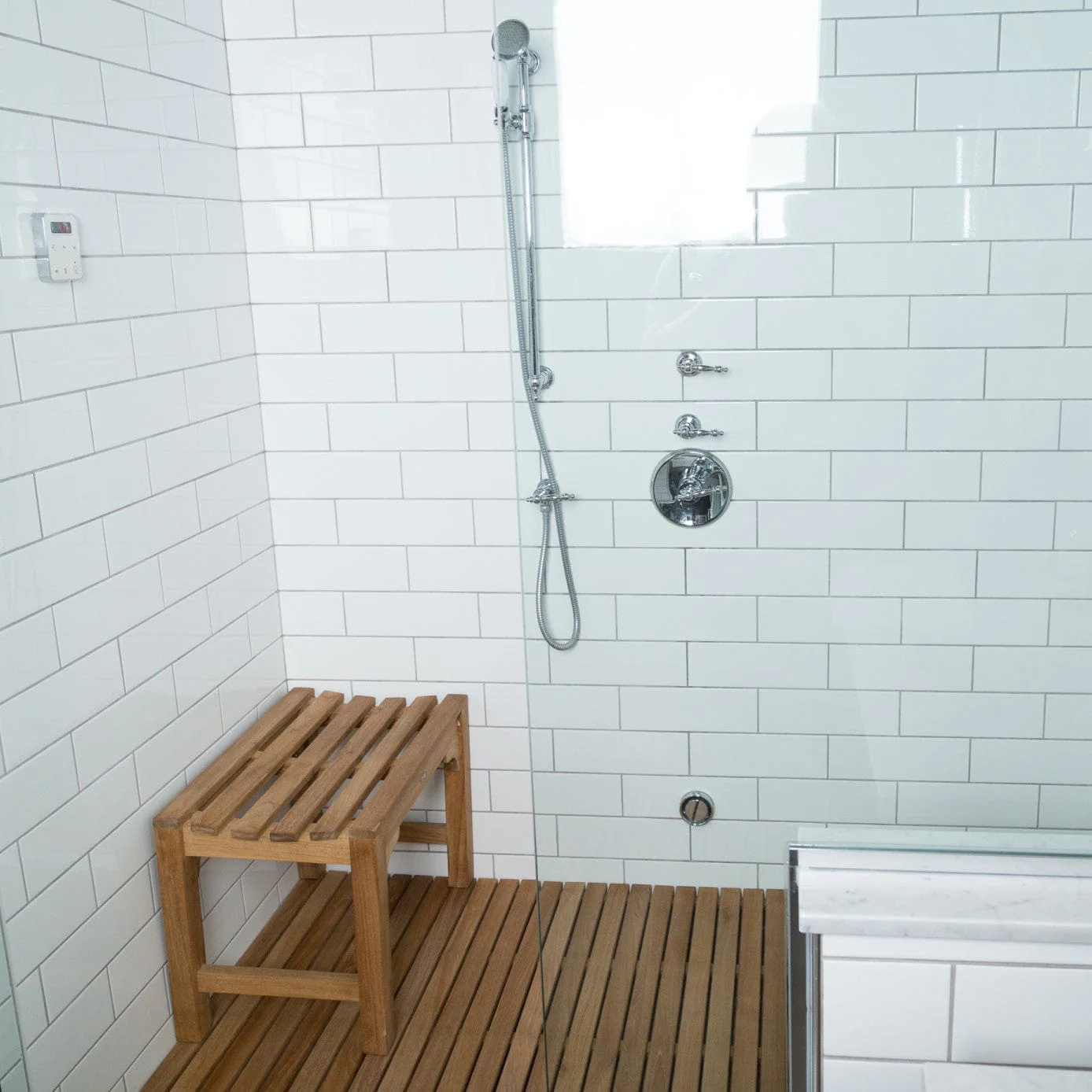 Curved Shower Bench 47" (120 cm) - Image 3