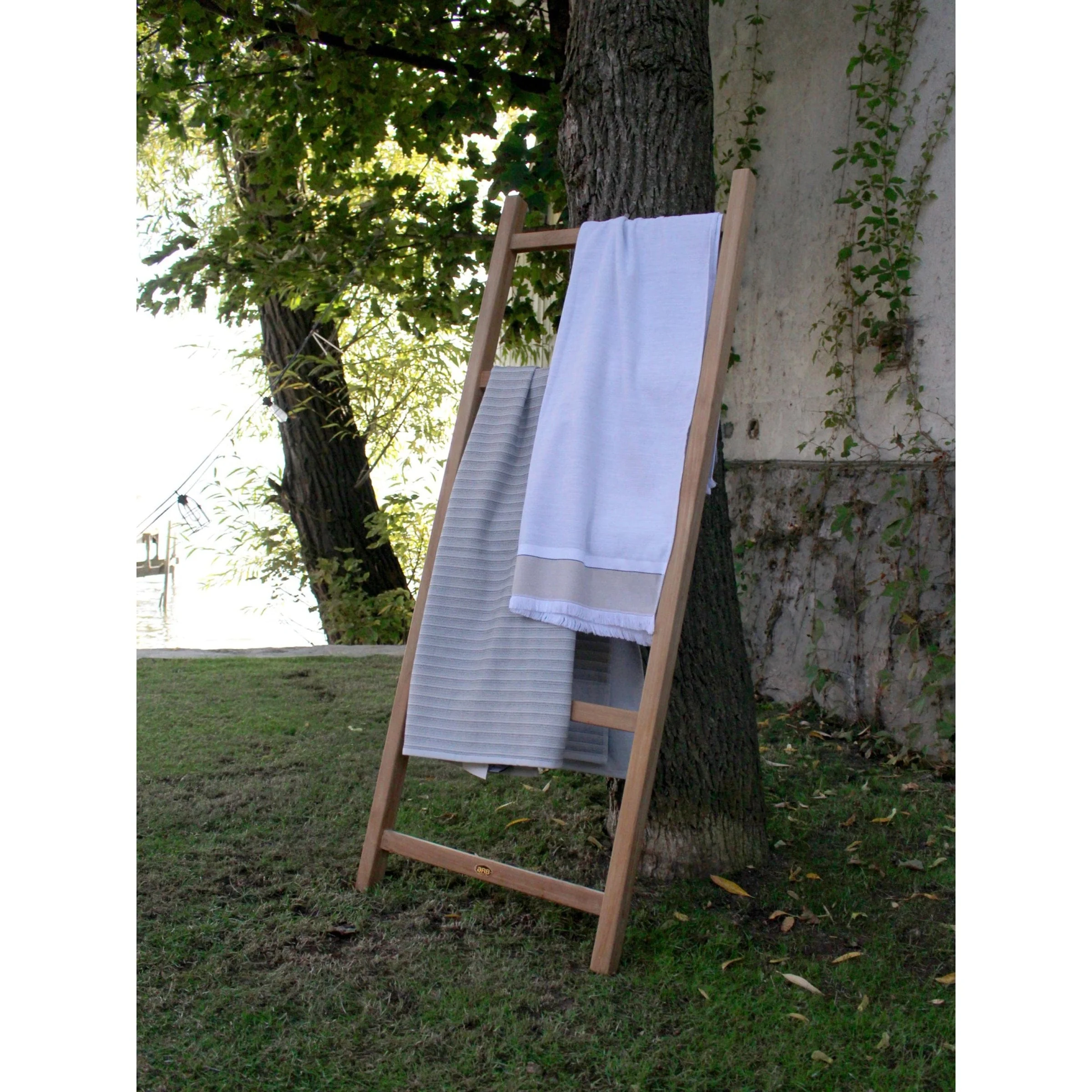 Towel Ladder 4 Rung 47" (120 cm) - Image 5