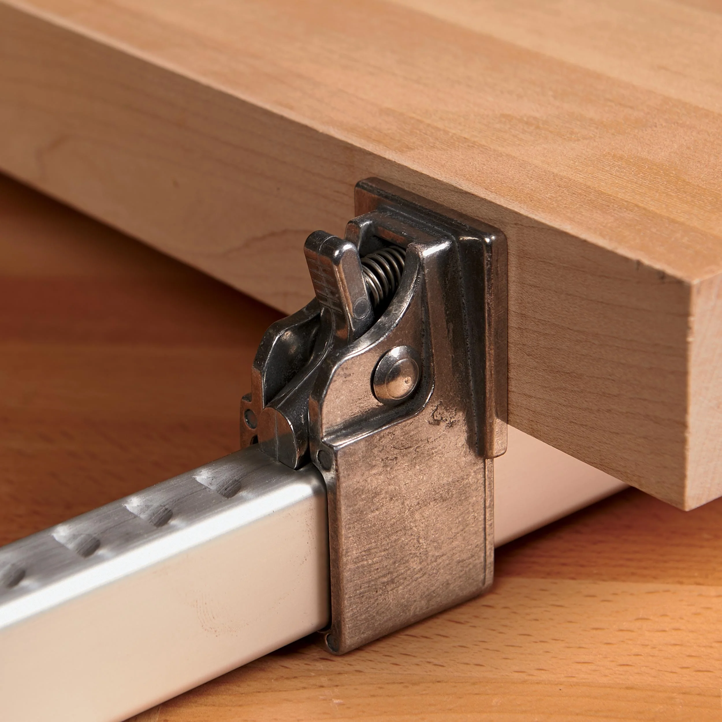 Universal Bar Clamp - Image 15