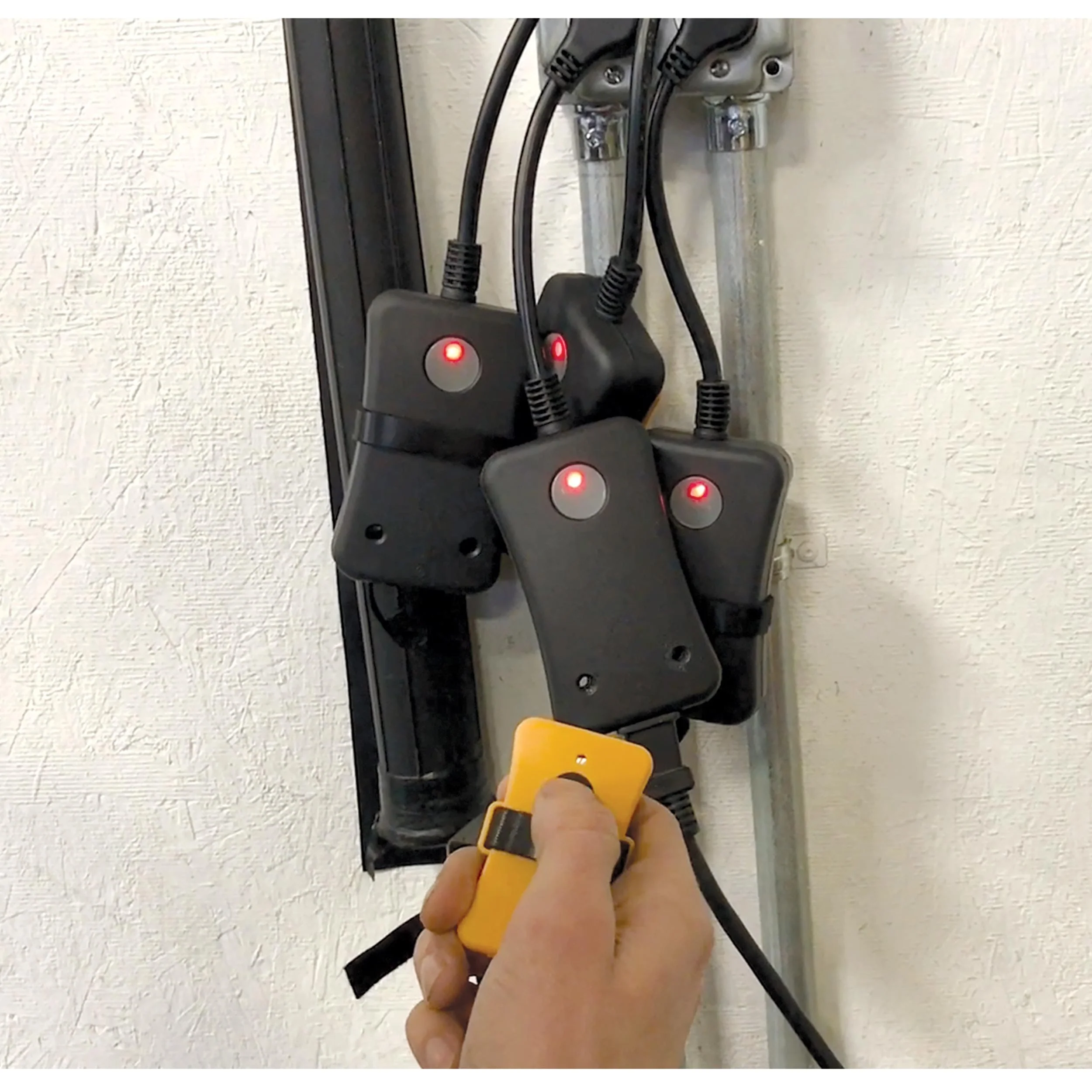 Universal Remote Control Vacuum - Image 3