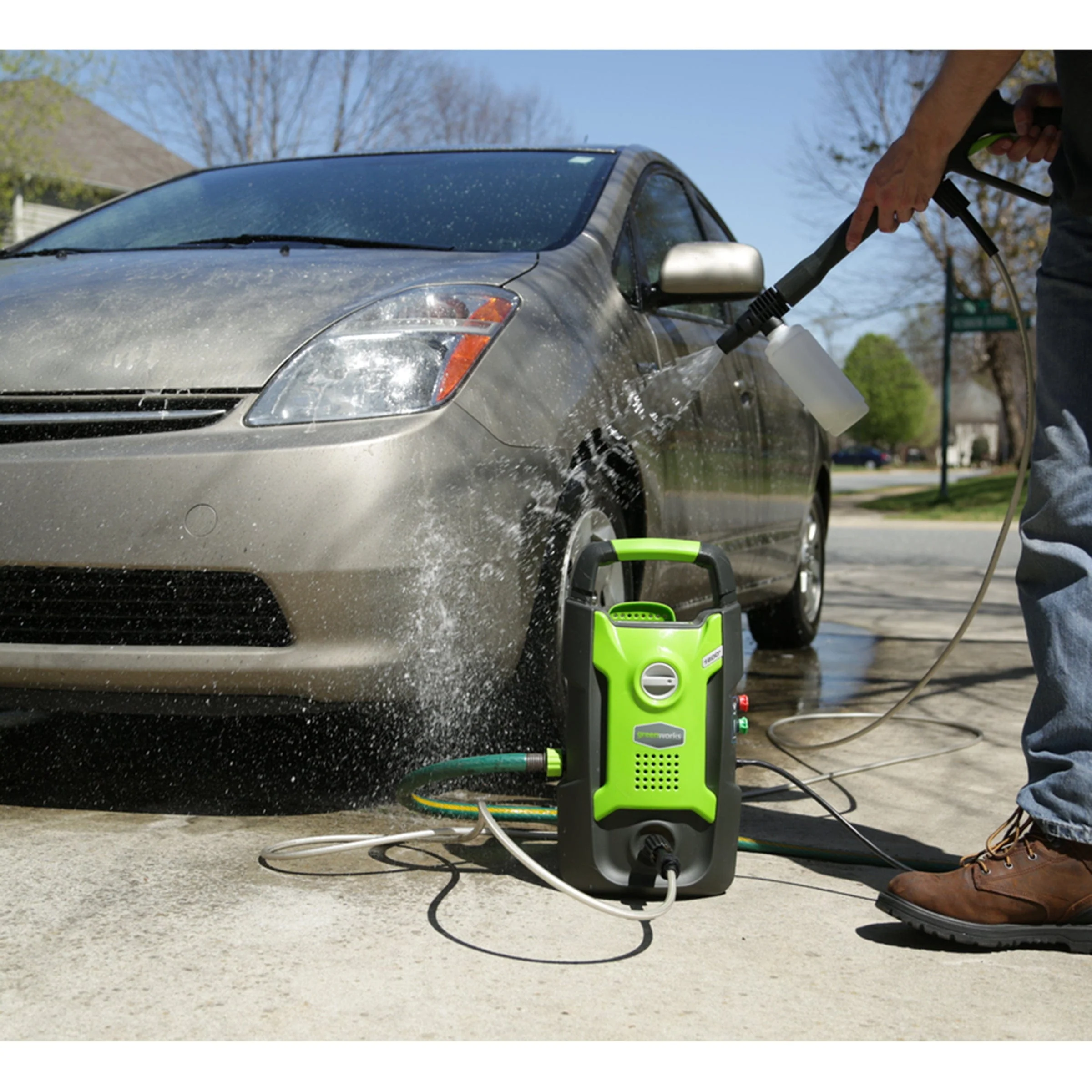 1600 PSI Vertical Pressure Washer - Image 3