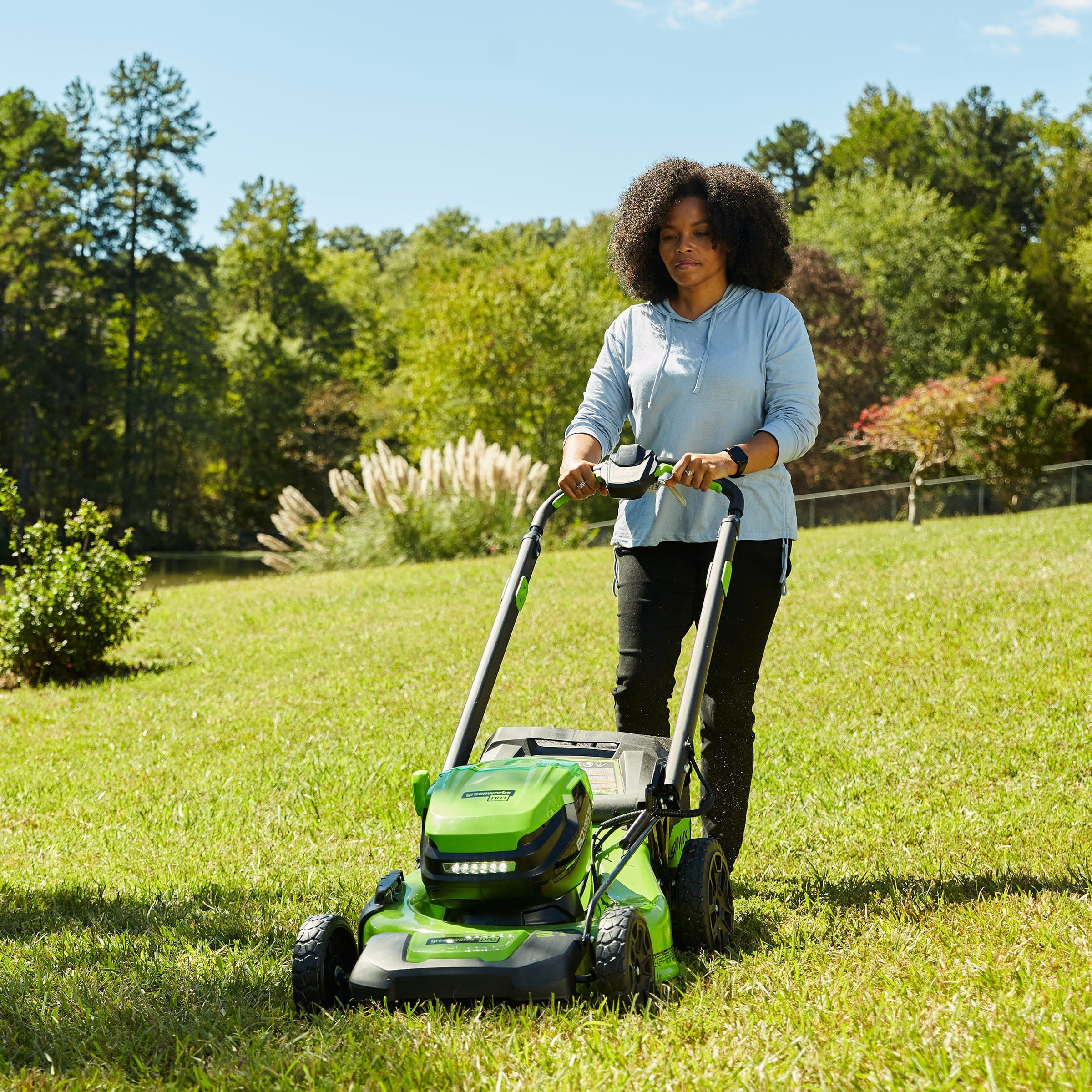 21" Push Mower, Dual Battery Ports with 4.0 Ah Battery and 4A Rapid Charger - Image 8