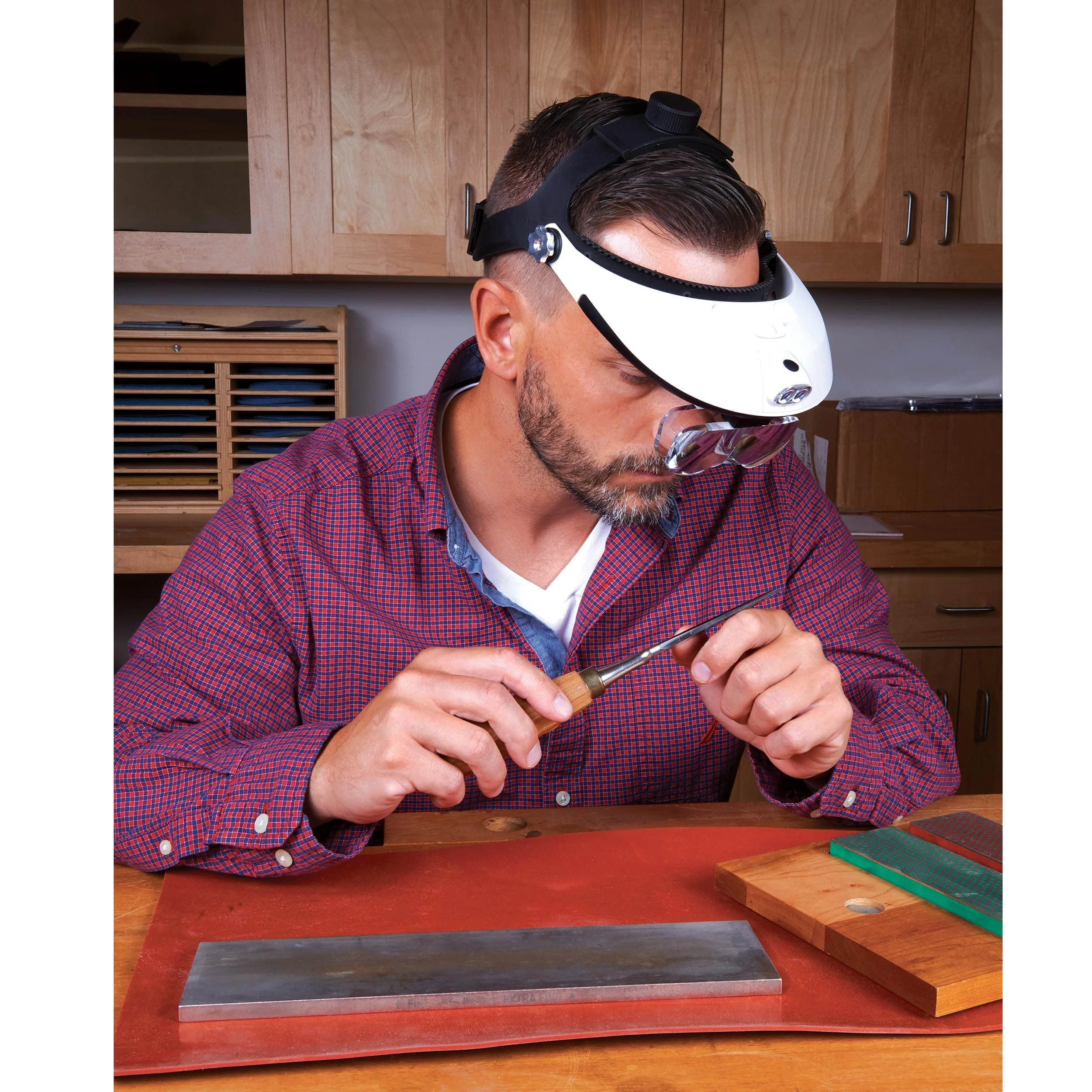 2-Way Headband Magnifier with 5 Lens Plates - Image 6