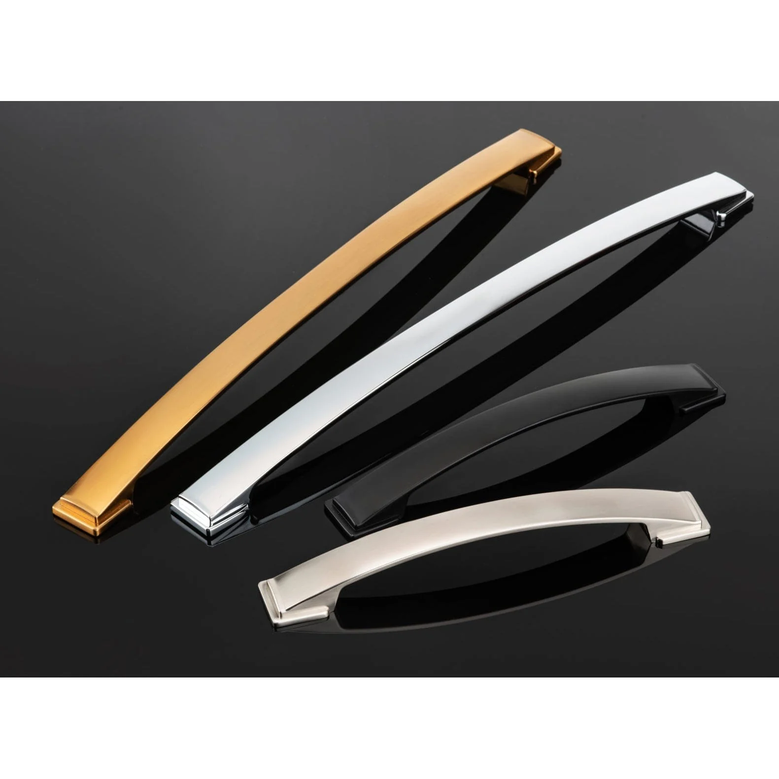 Contemporary Pull - Aurum Brushed Gold - 5-1/16" Center-to-Center - 31/32" W x 6-1/2" L - Image 4