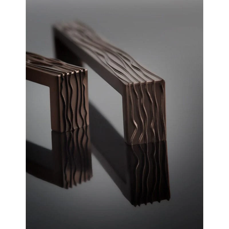 Contemporary Pull, 7-9/16" Center-to-Center, Chrome - Image 4
