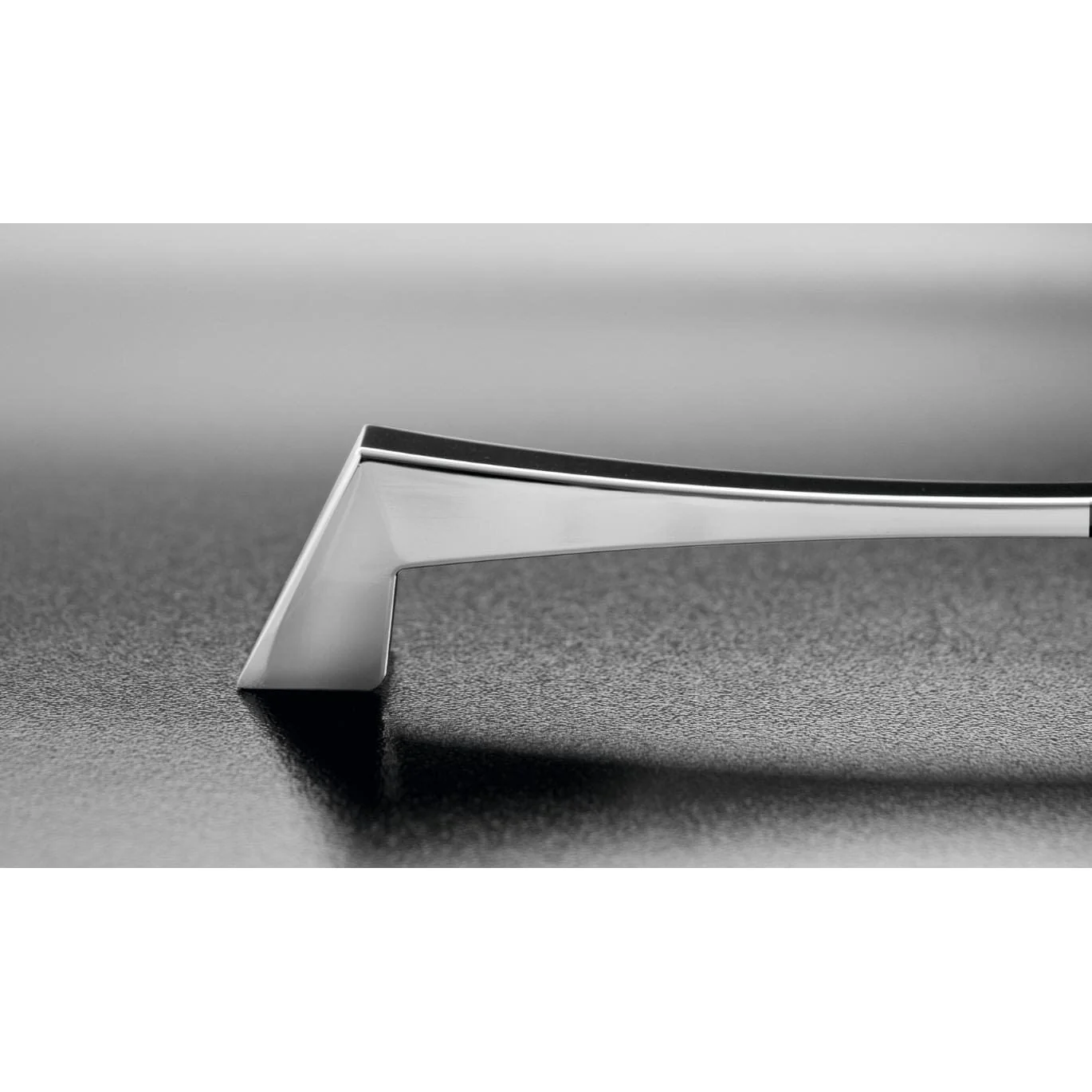 Contemporary Pull, 7-9/16" Center-to-Center, Chrome - Image 2