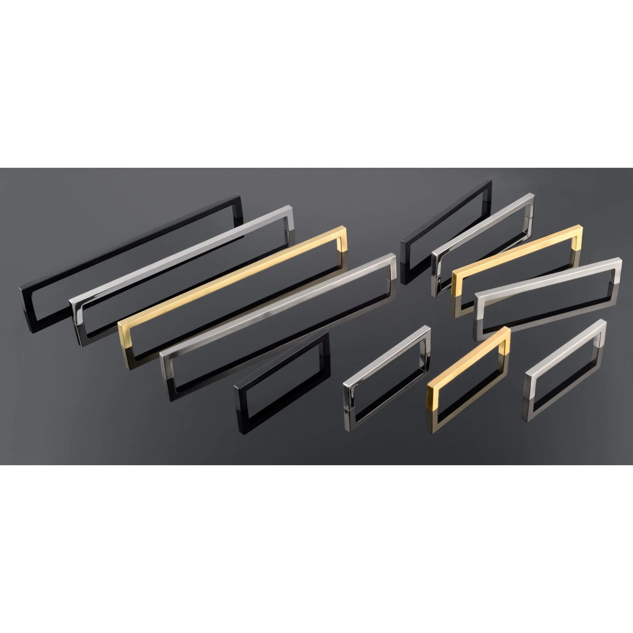 Contemporary Pull, 7-9/16" Center-to-Center, Satin Brass - Image 4