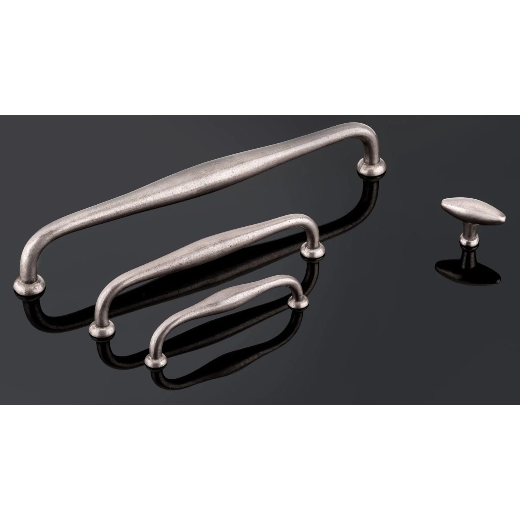 Traditional Pull - 7-9/16" Center-to-Center - Newcastle Antique Polished Nickel - Image 4