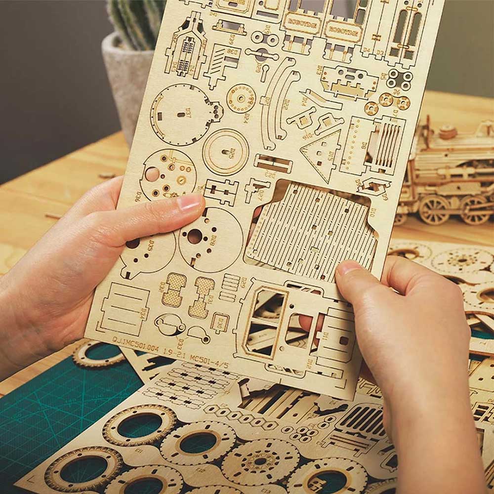 Army Field Car 3D Wooden Puzzle Kit - Image 3