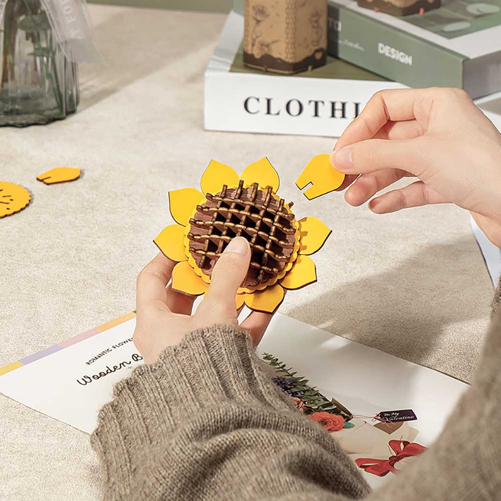 Sunflower 3D Wood Puzzle Kit - Image 5