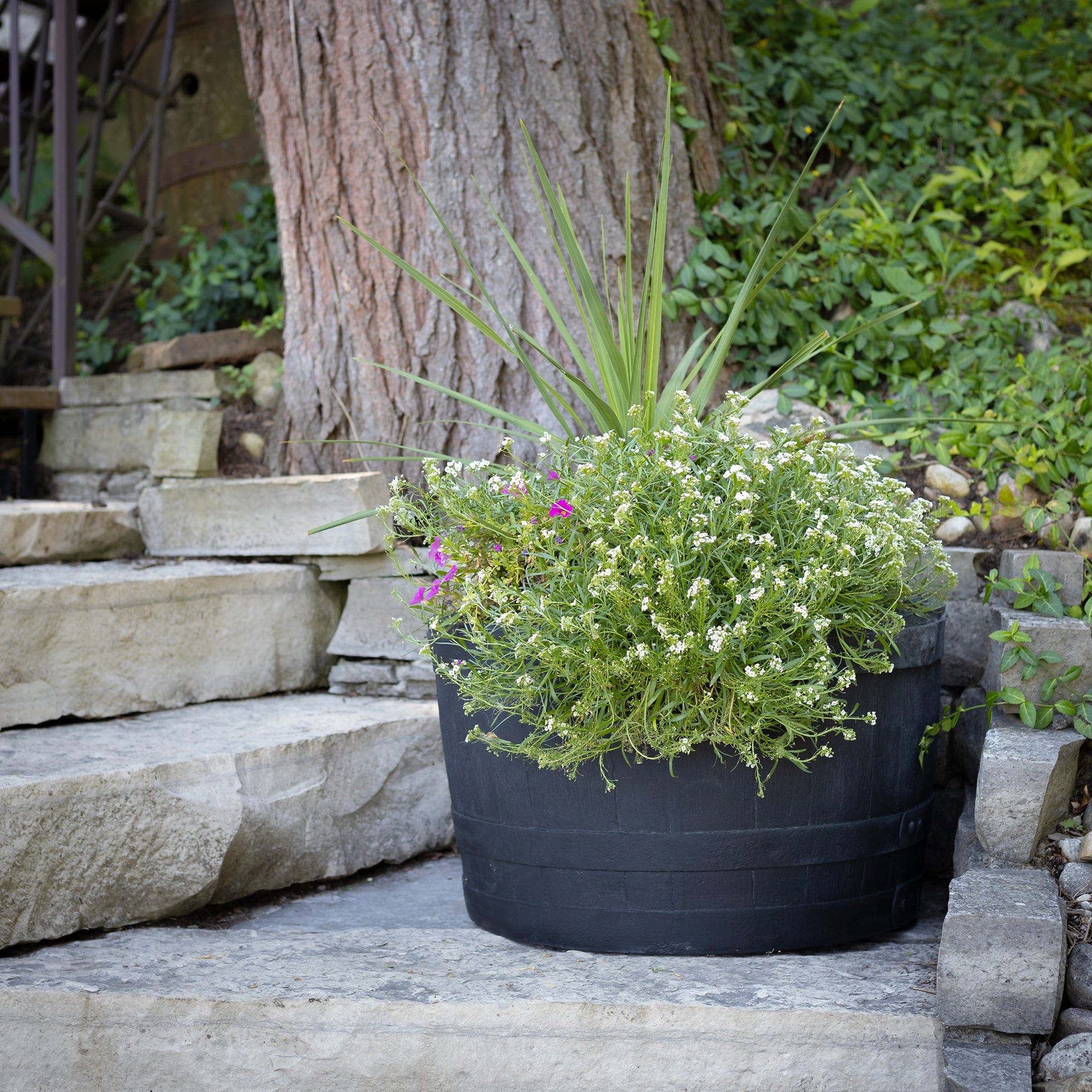 Planter Barrel Black - Image 4