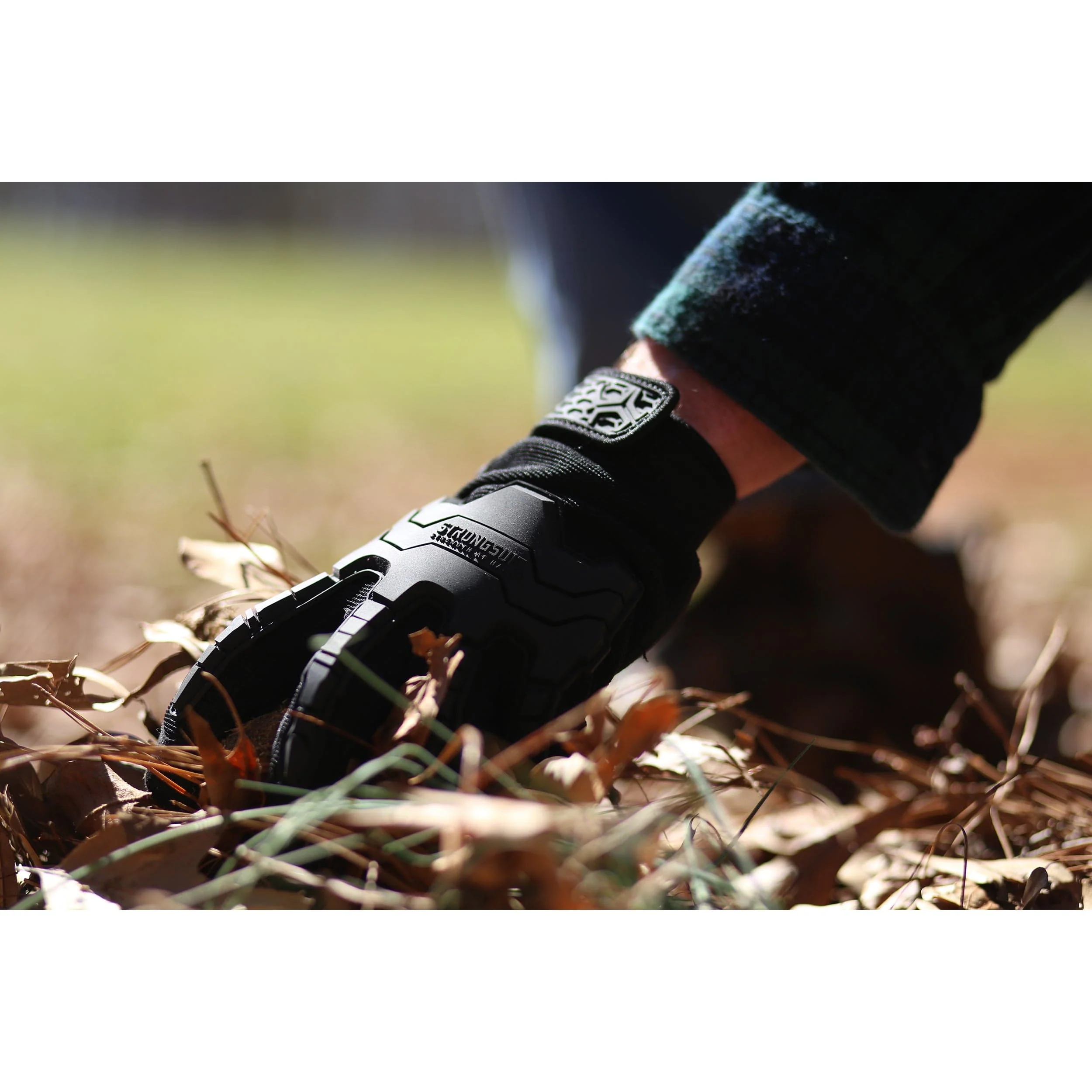 Brawny Plus Gloves, Black, Medium - Image 5