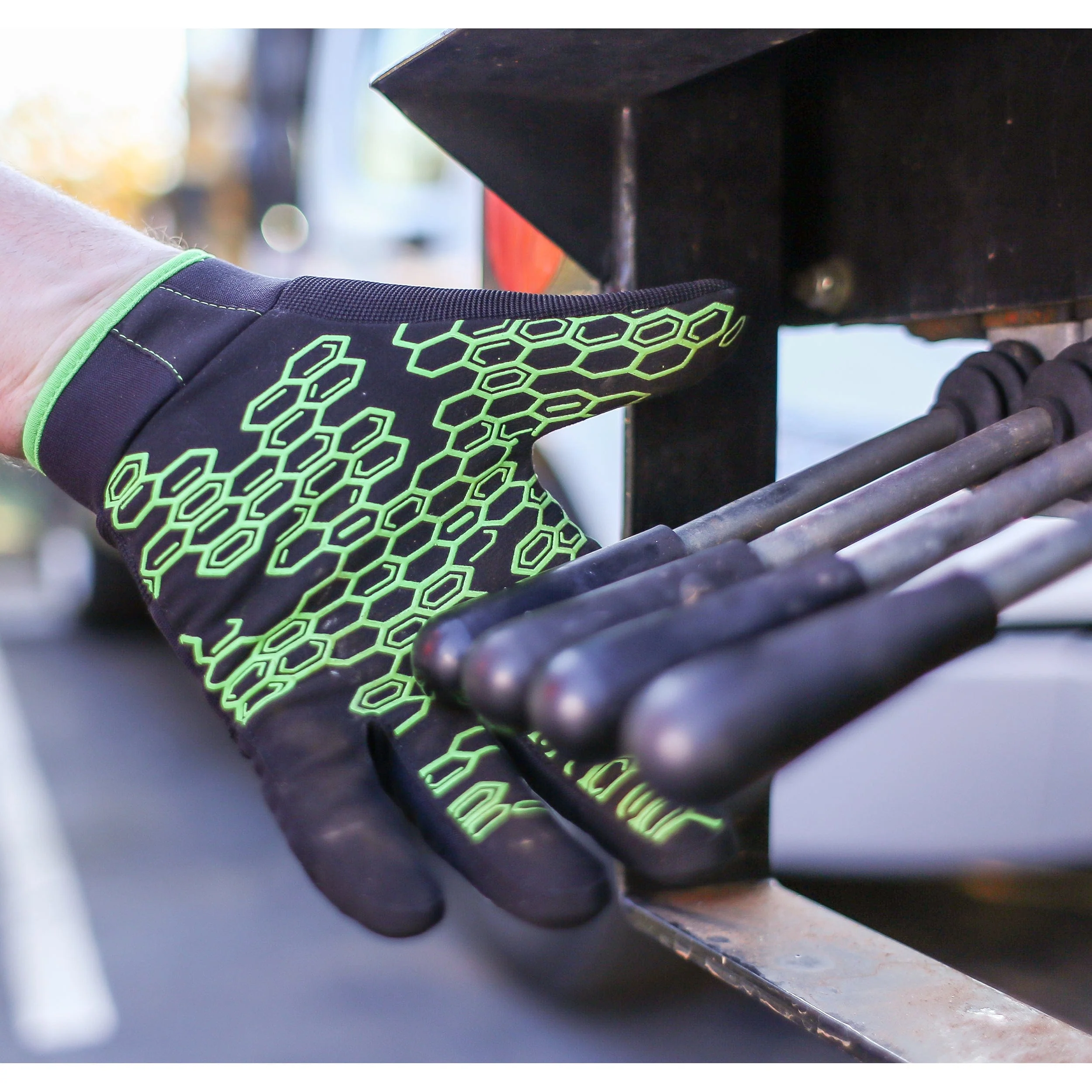 Grasper Gloves, Black/Green, XL - Image 4