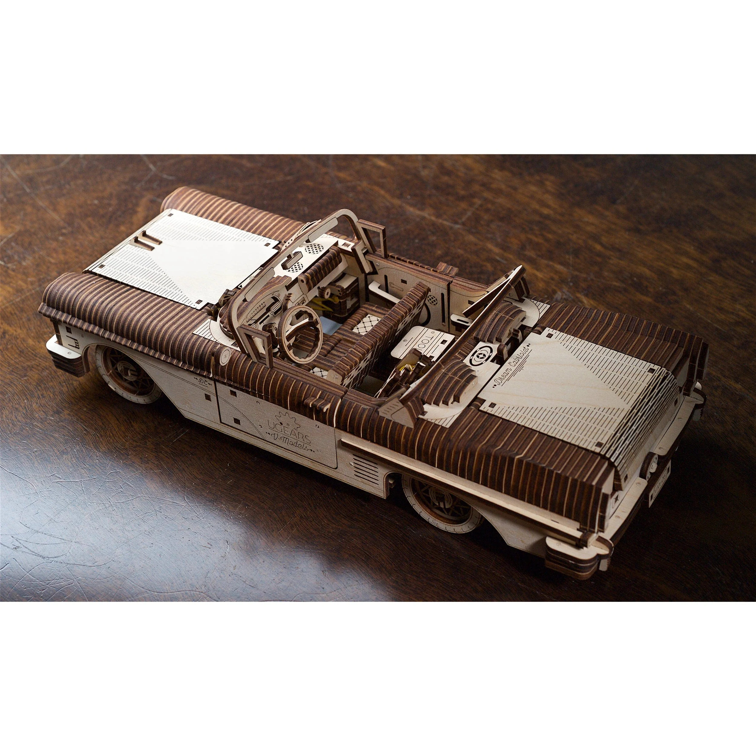 Dream Cabriolet Model Kit - Image 3