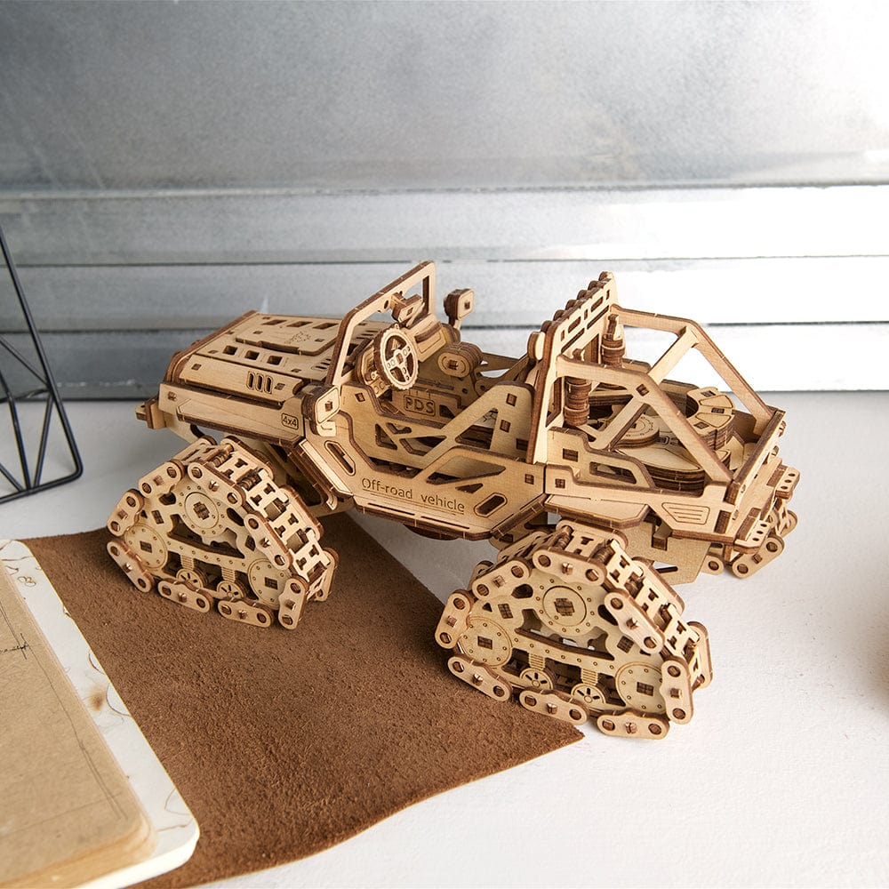 Tracked Off-Road Vehicle Wooden Craft Kit - Image 3