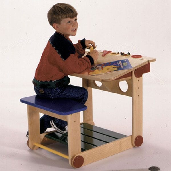 Woodworking Project Paper Plan to Build Activity Center Desk