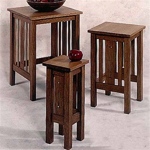 Woodworking Project Paper Plan to Build Arts and Crafts Nesting Tables
