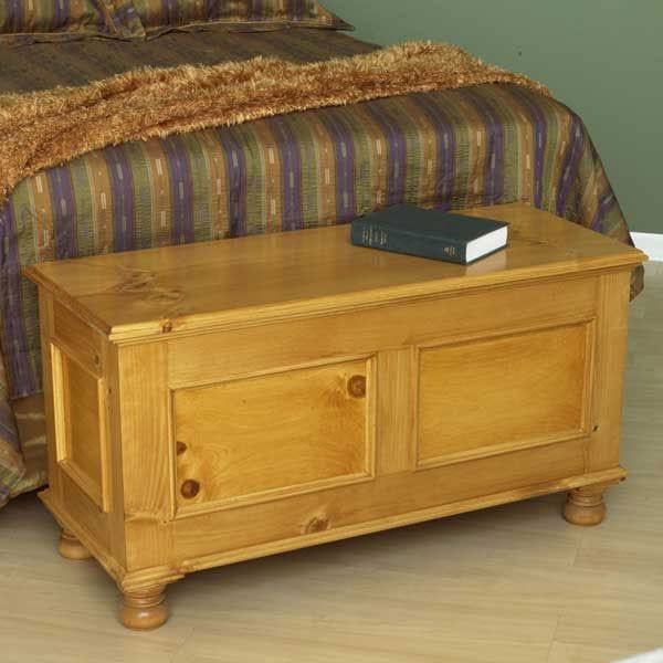 Woodworking Project Paper Plan to Build Cedar-Lined Blanket Chest
