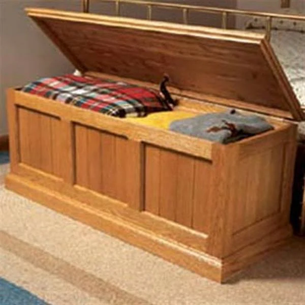 Woodworking Project Paper Plan to Build Cedar-Lined Oak Chest