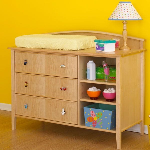 Woodworking Project Paper Plan to Build Double-Duty Changing Table/Dresser