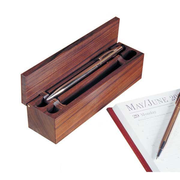 Woodworking Project Paper Plan to Build Flip-Up Pen Box
