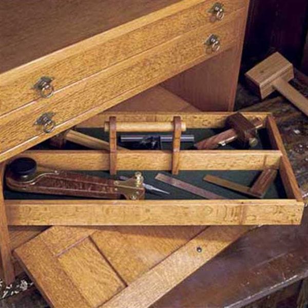 Woodworking Project Paper Plan to Build Mission Style Tool Chest