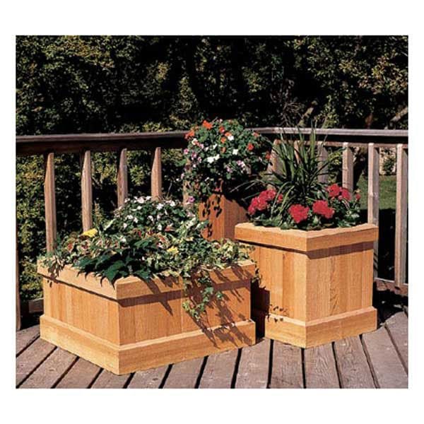 Woodworking Project Paper Plan to Build Trio of Cedar Planters