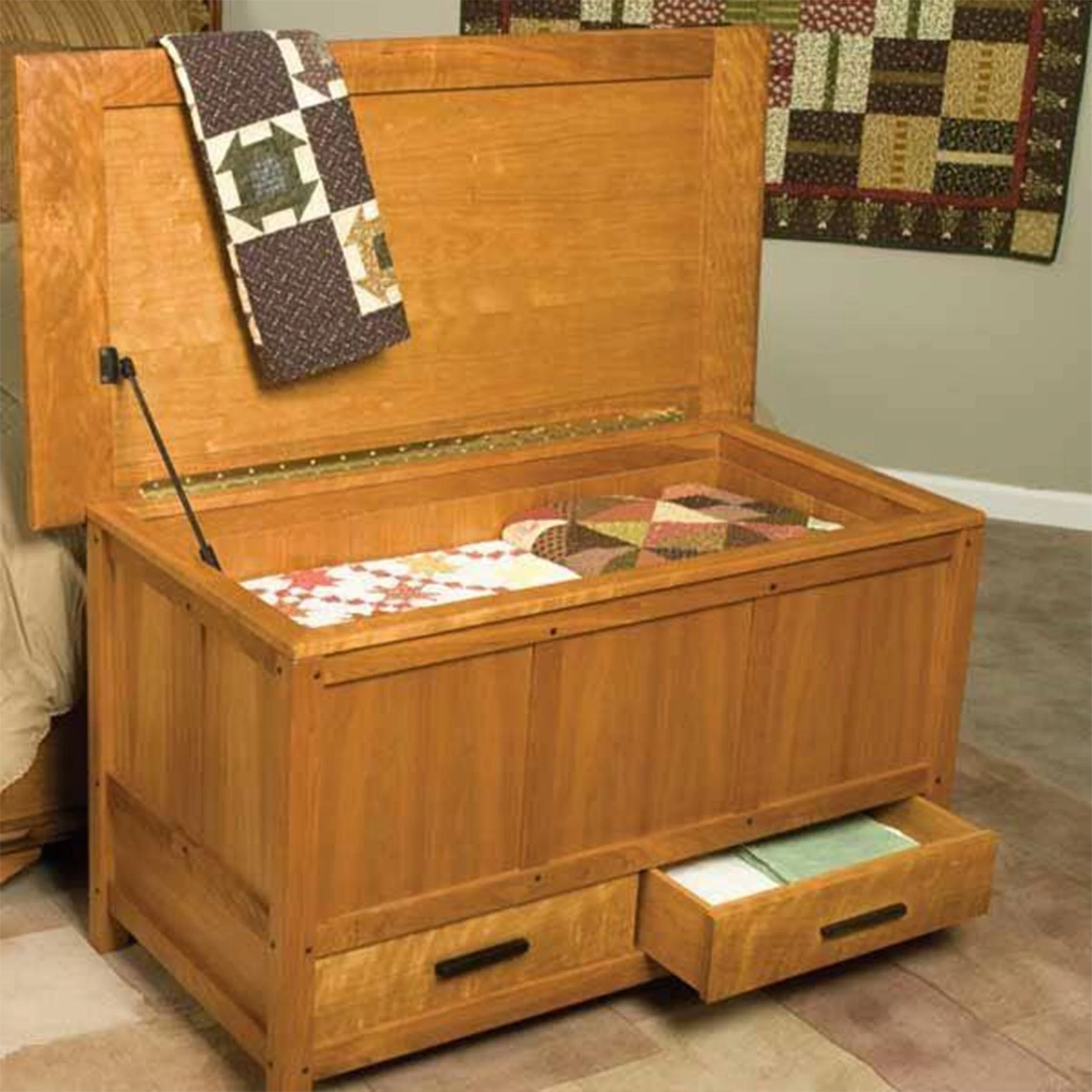 Woodworking Project Paper Plan to Build Arts & Crafts Blanket Chest