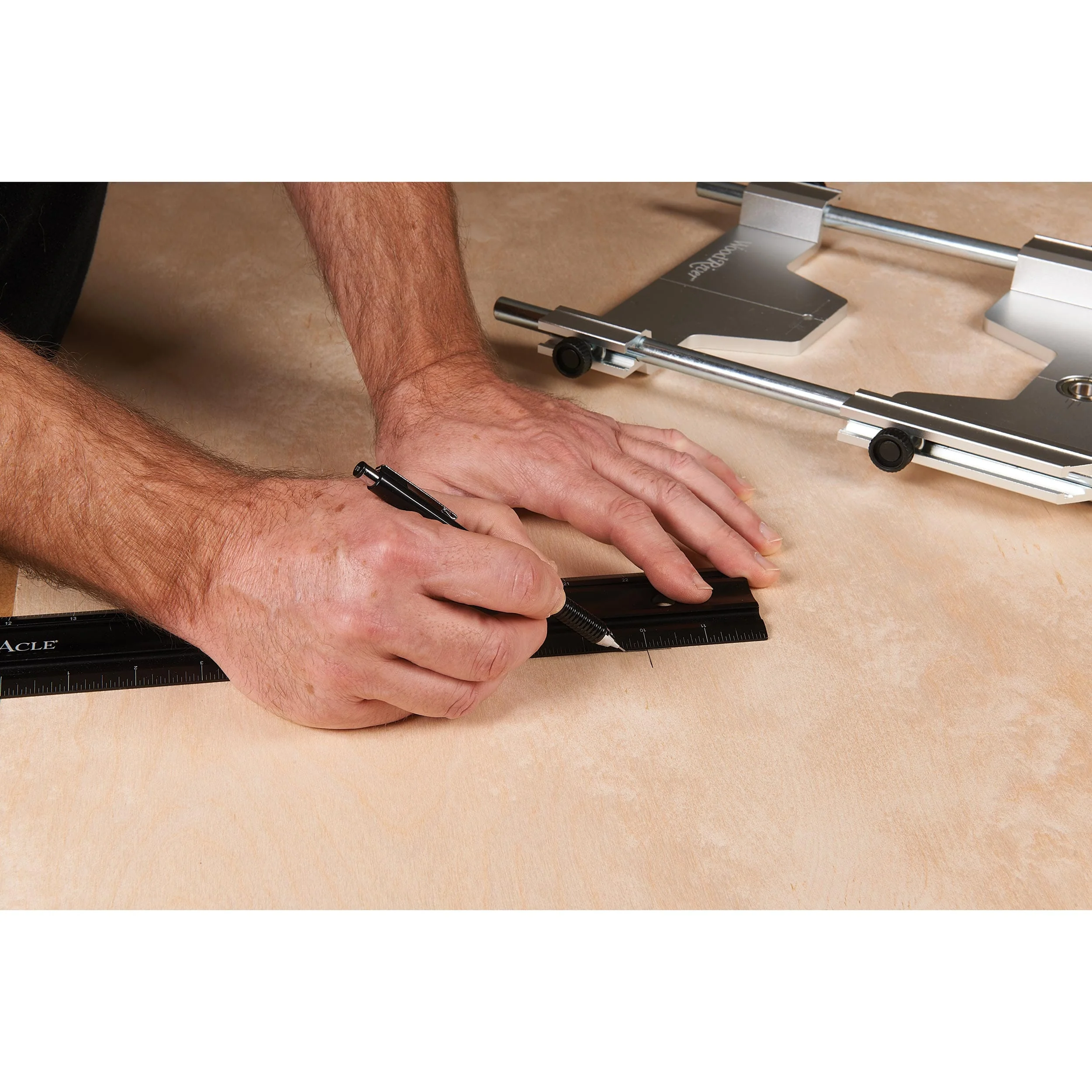 Circle Cutting Router Jig - Image 3